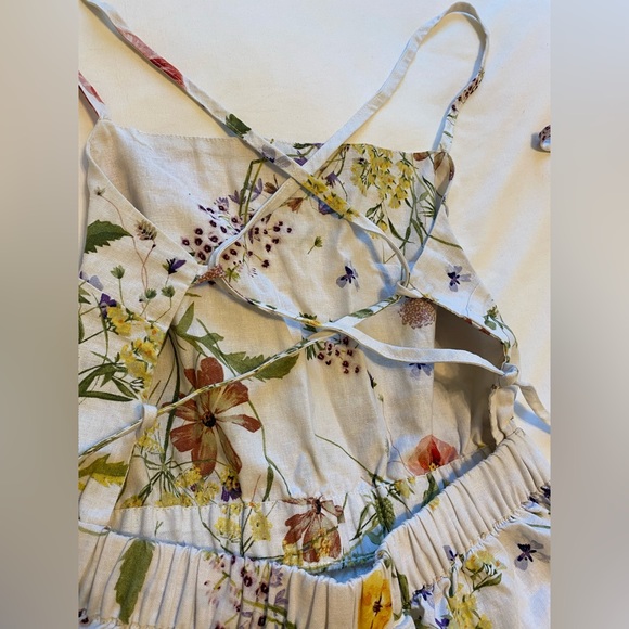 H&M Floral Backless Romper - Picture 4 of 5